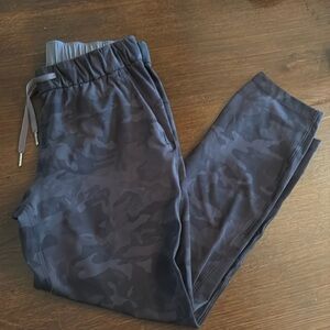 Women’s Lululemon Joggers